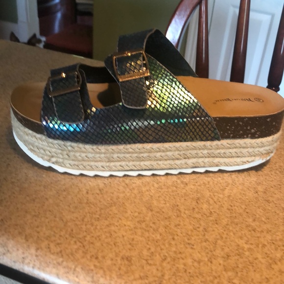 Wedges - Picture 3 of 7